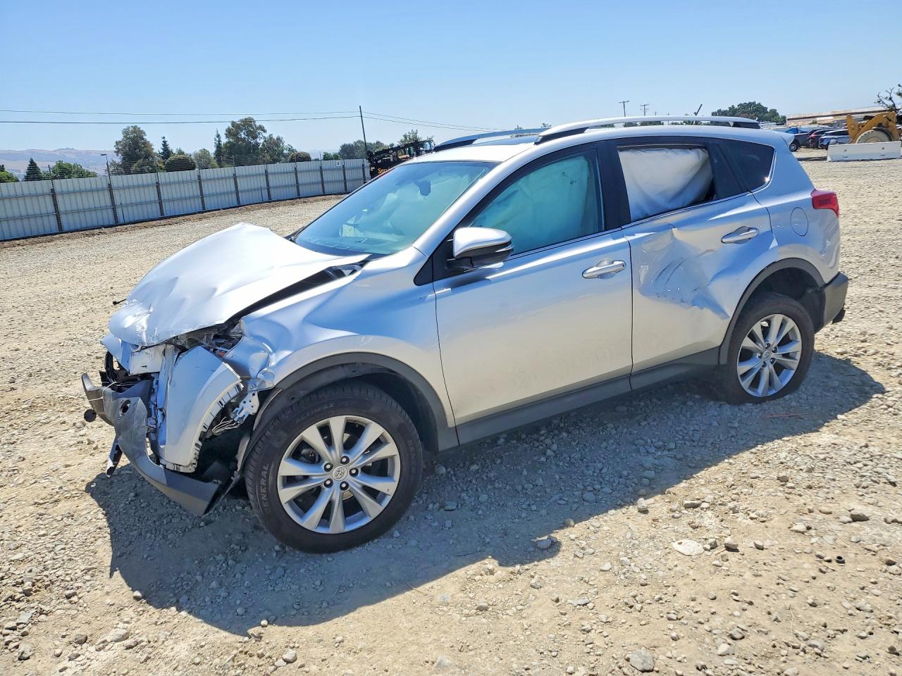Salvage Toyota RAV4 Image