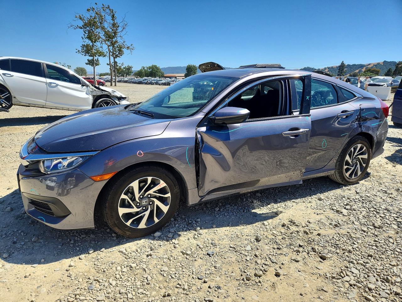 Salvage Honda Civic Image