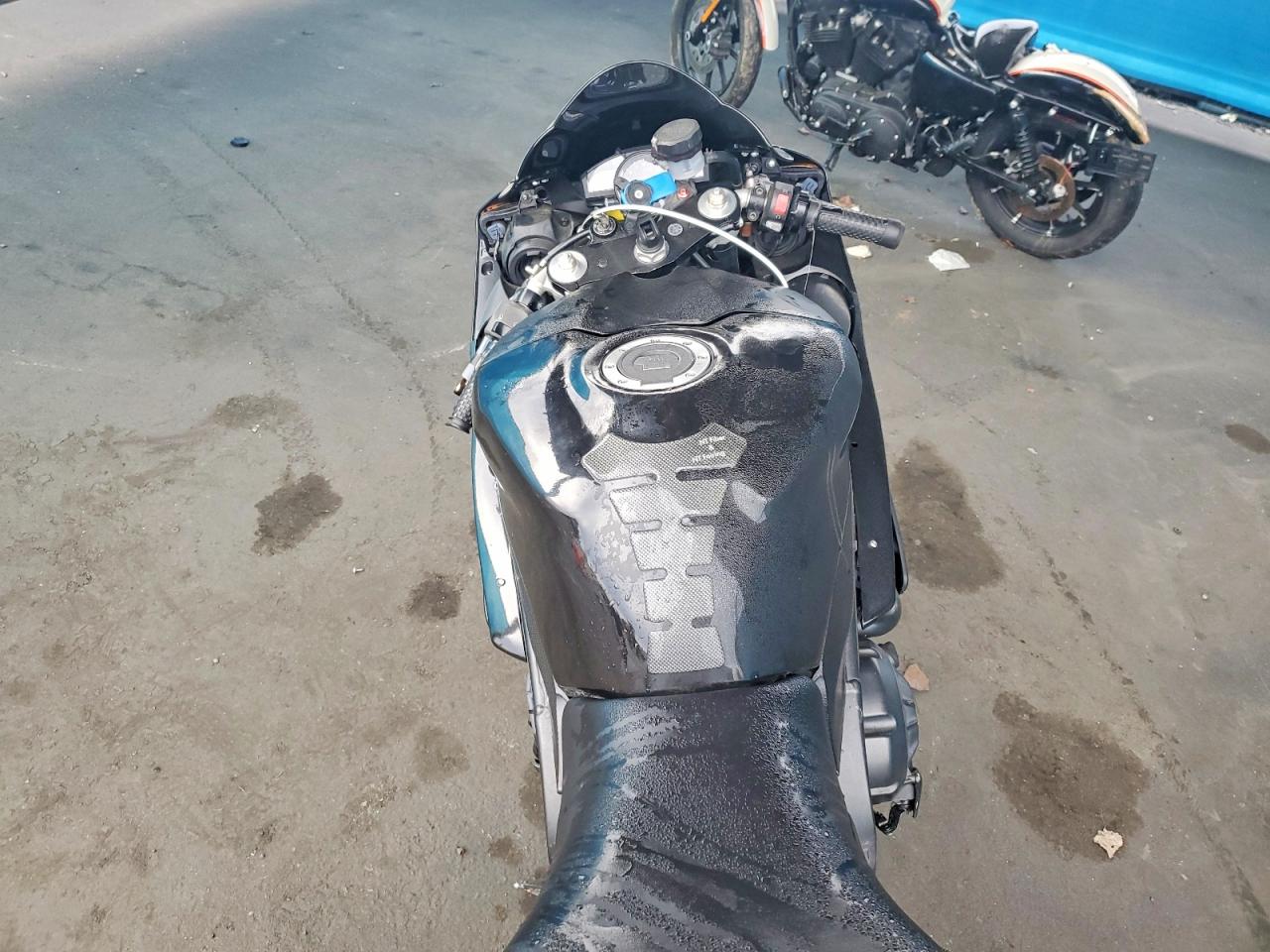 Yamaha Yzf1000