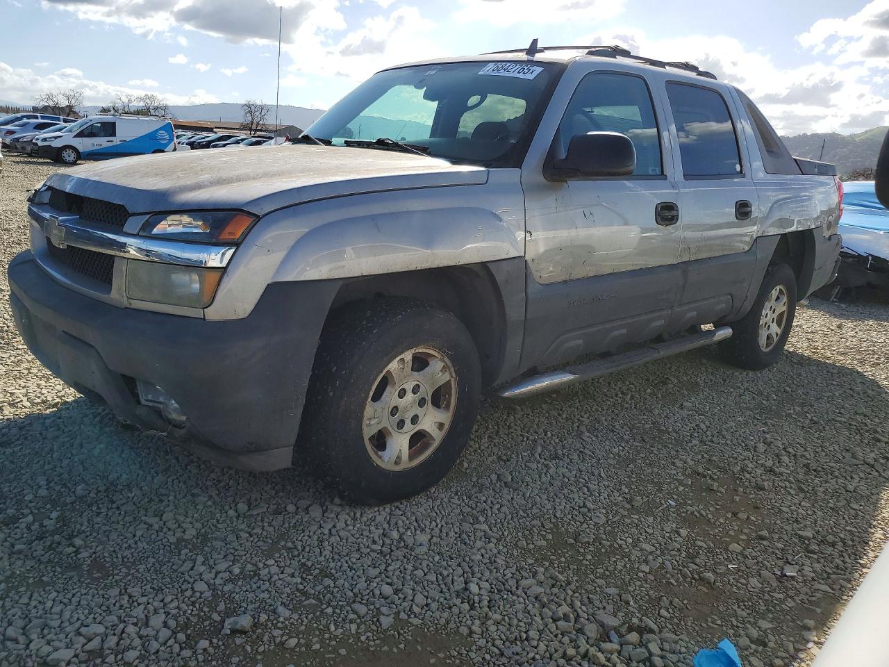 Salvage Chevrolet Avalanche Image