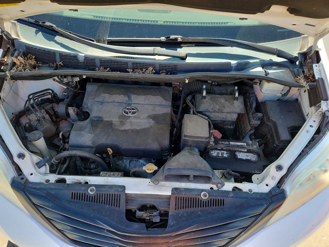 Toyota Sienna L 7-passenger