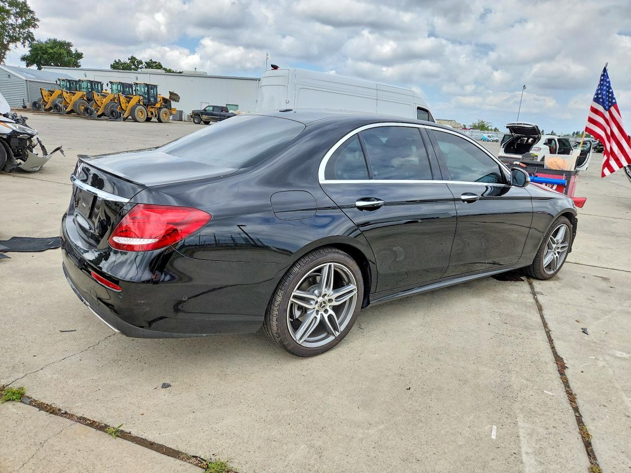 Mercedes-Benz E-Class 300