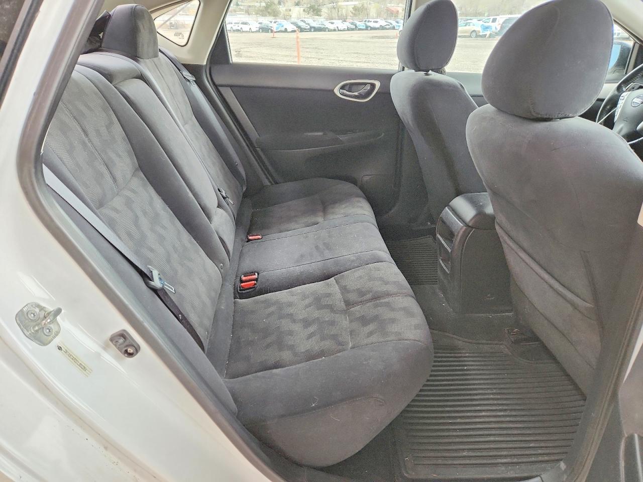 Nissan Sentra S