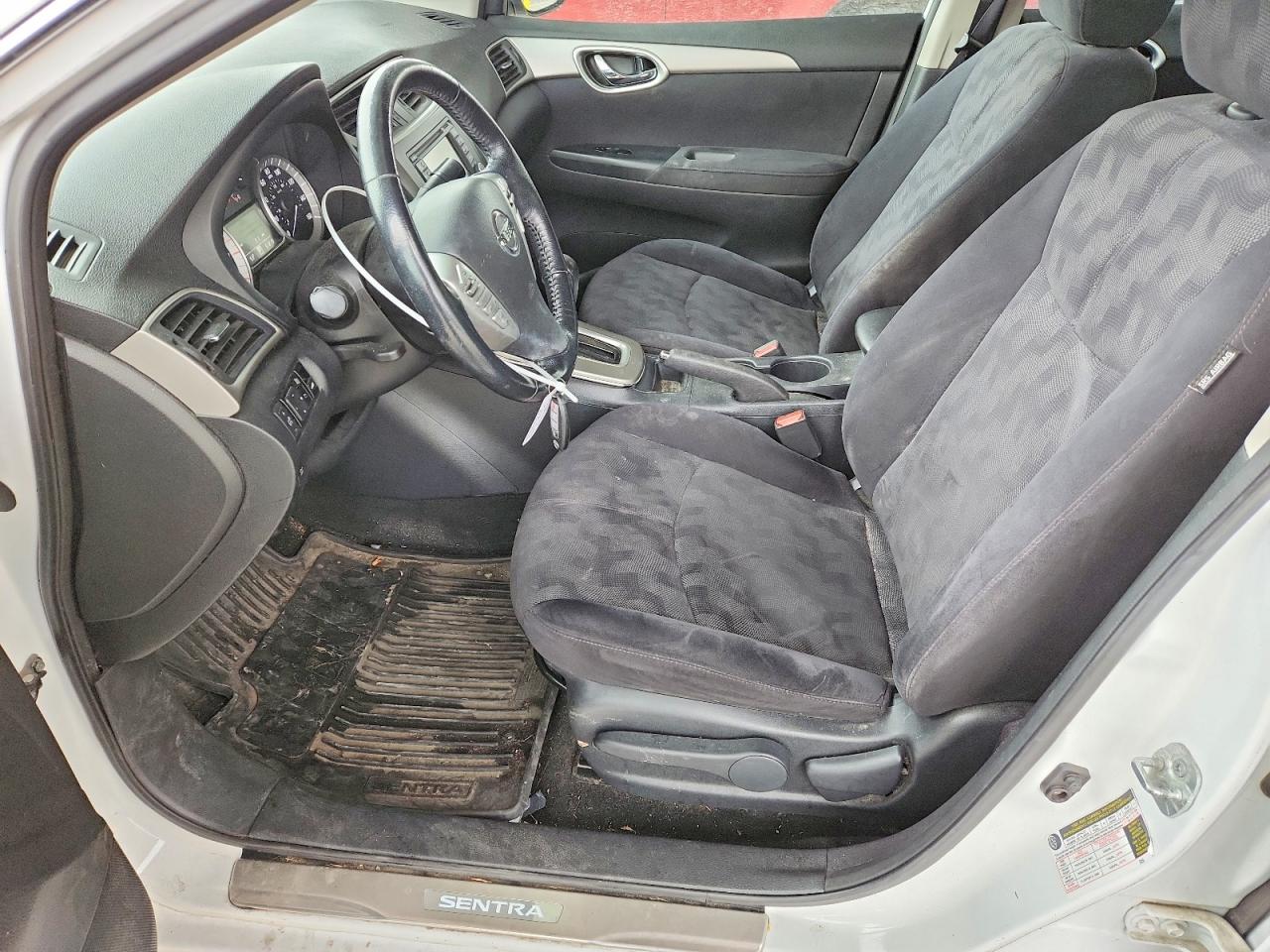Nissan Sentra S