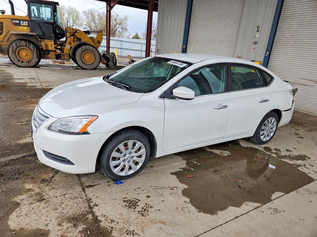 Salvage Nissan Sentra Image