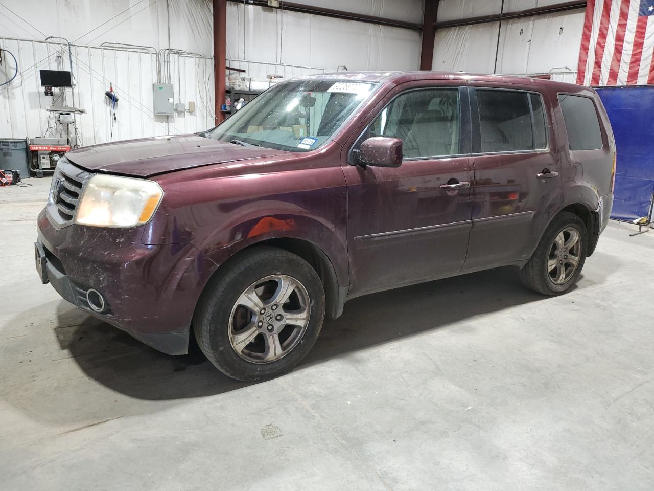 Salvage Honda Pilot Image