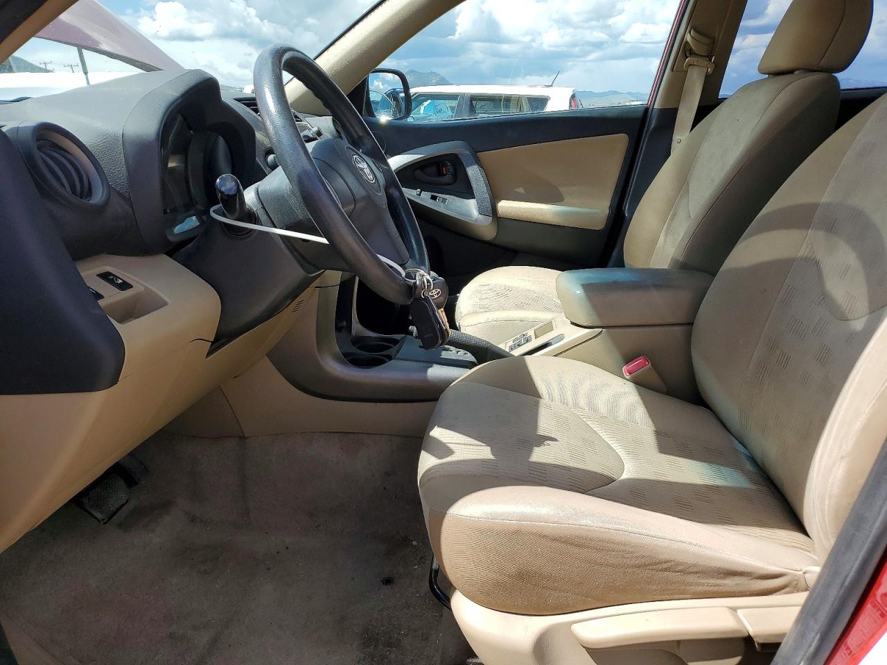 Toyota RAV4 Base