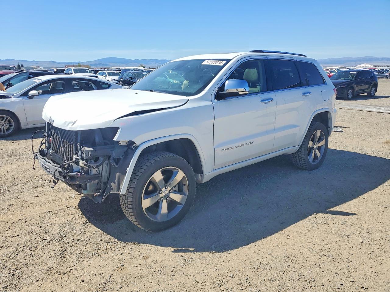Salvage Jeep Cherokee Image
