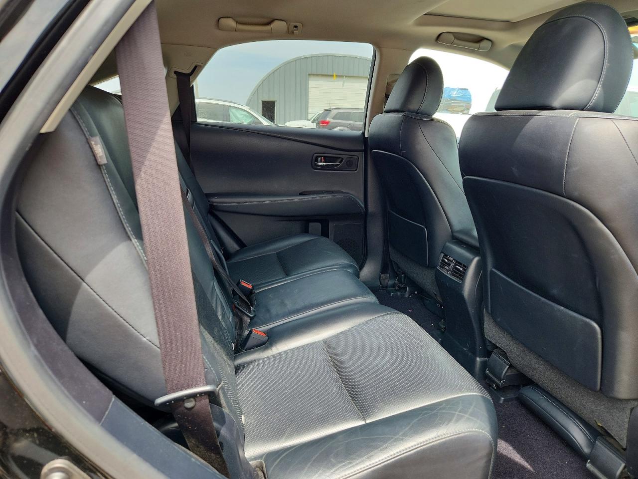 Lexus RX Base