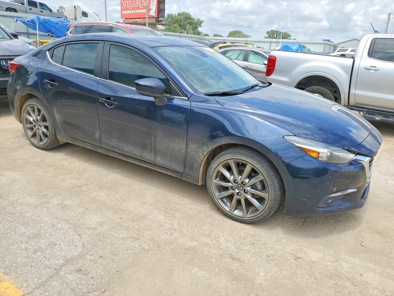 Mazda 3 Grand Touring