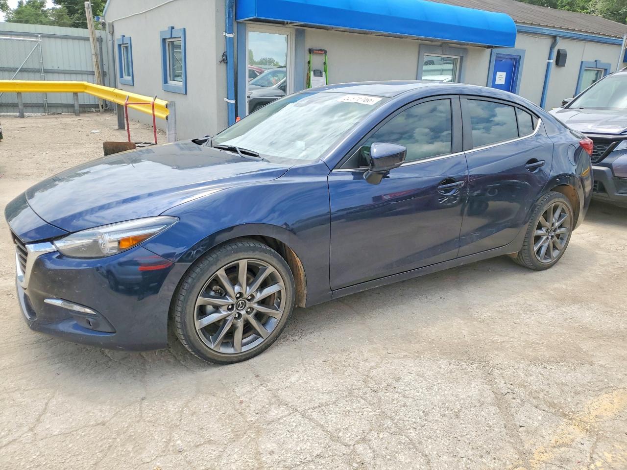 Salvage Mazda 3 Image