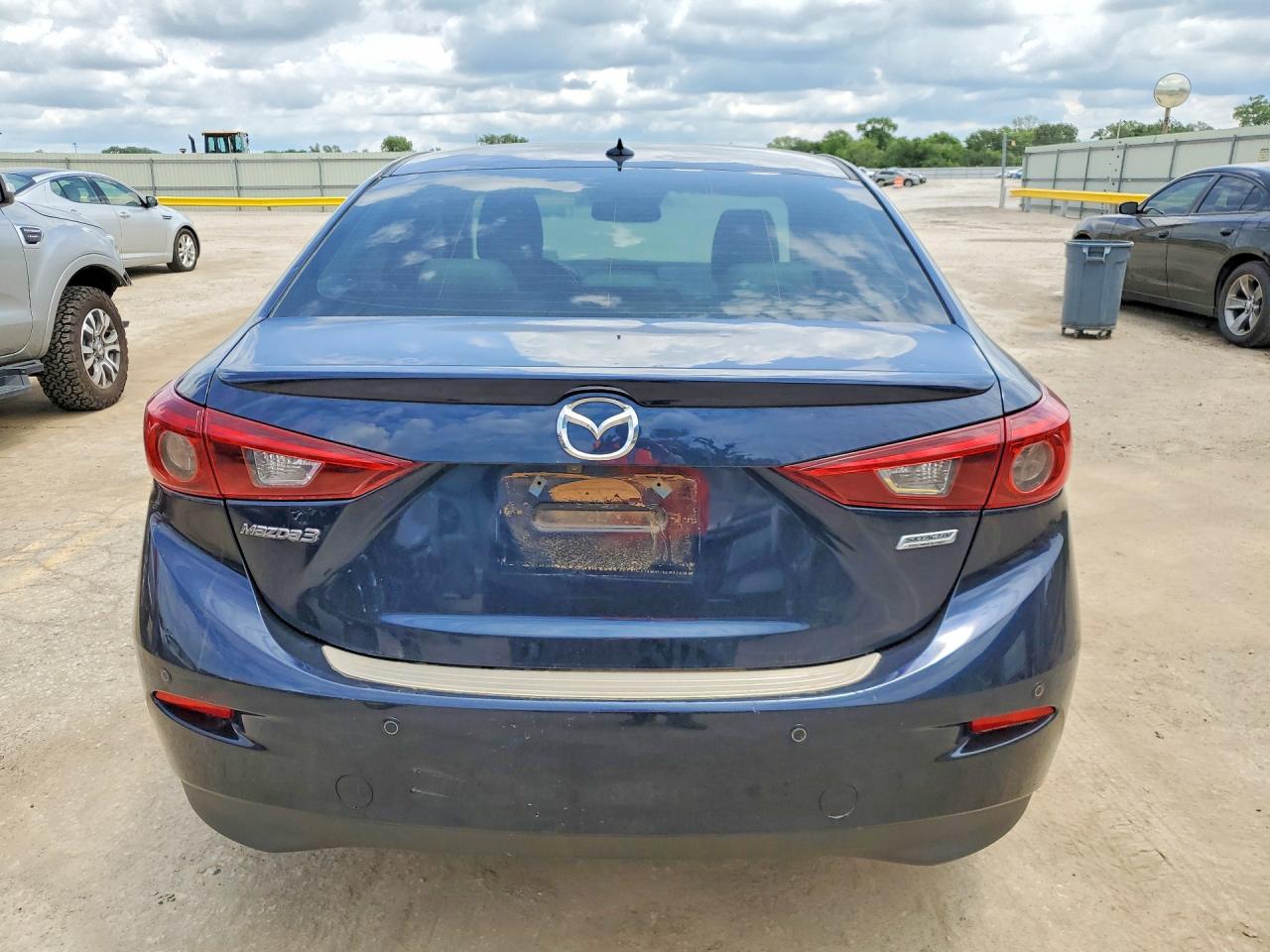 Mazda 3 Grand Touring