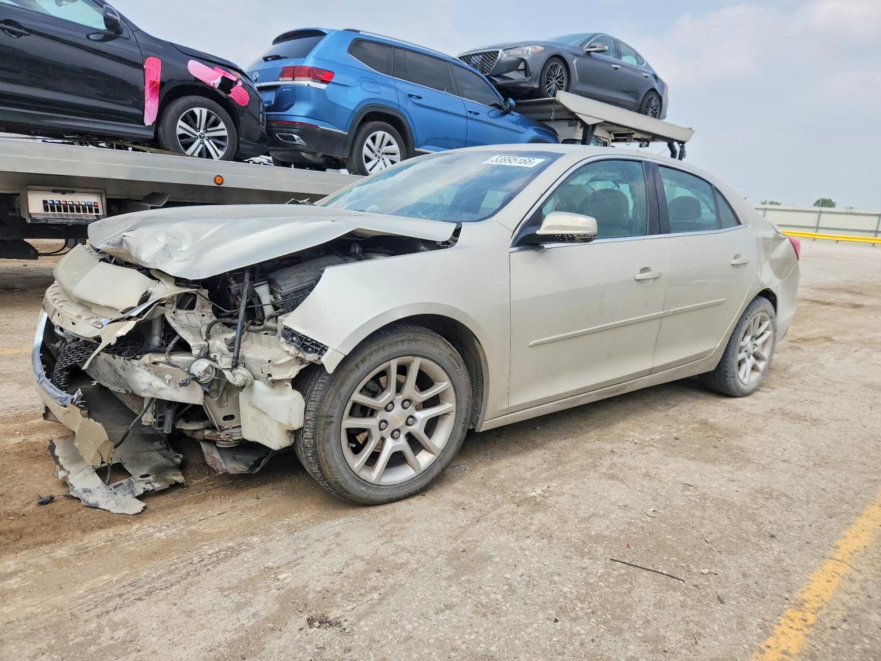 Salvage Chevrolet Malibu Image