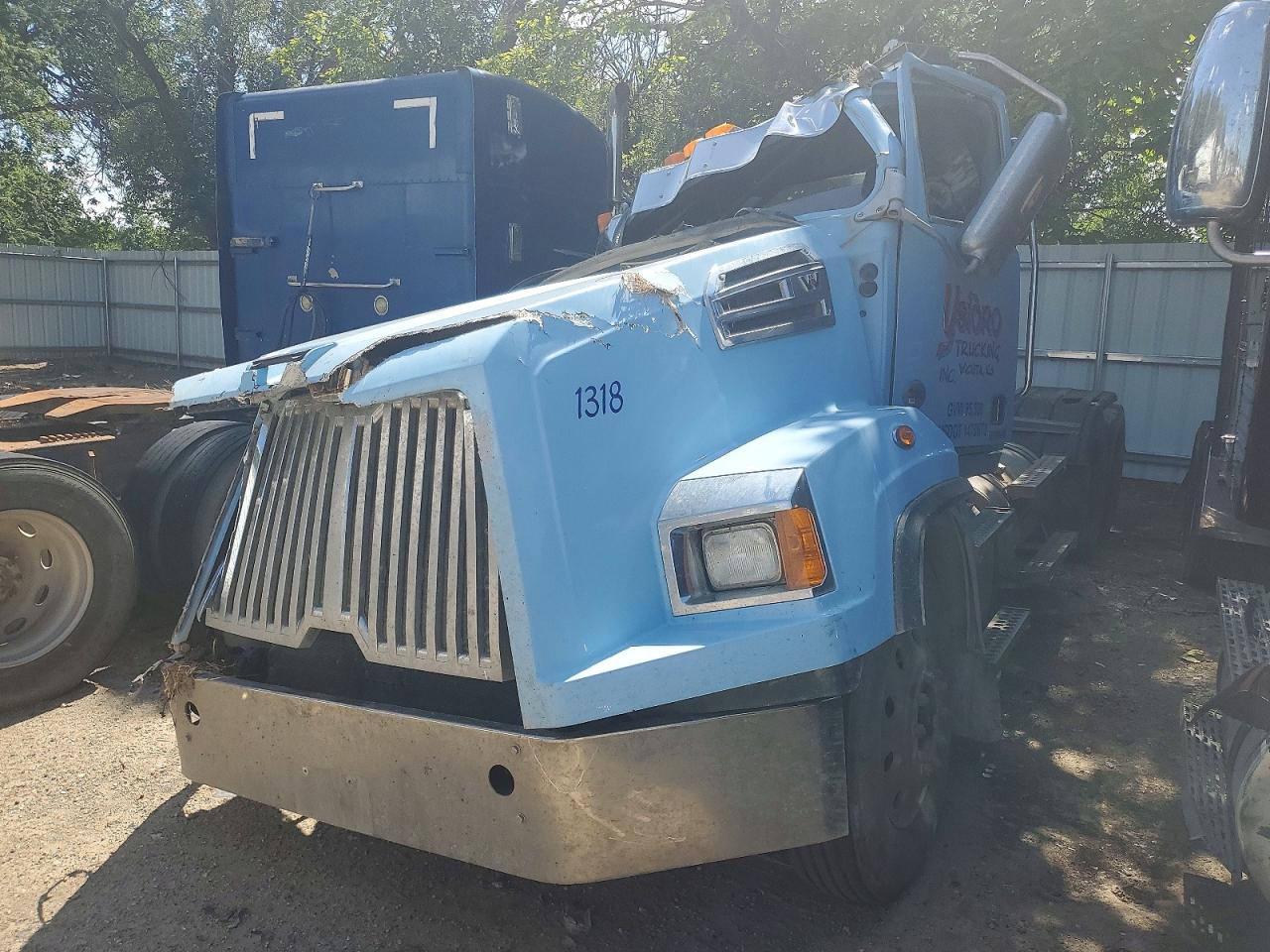 Western Star Auto Car Conventional 4700sb