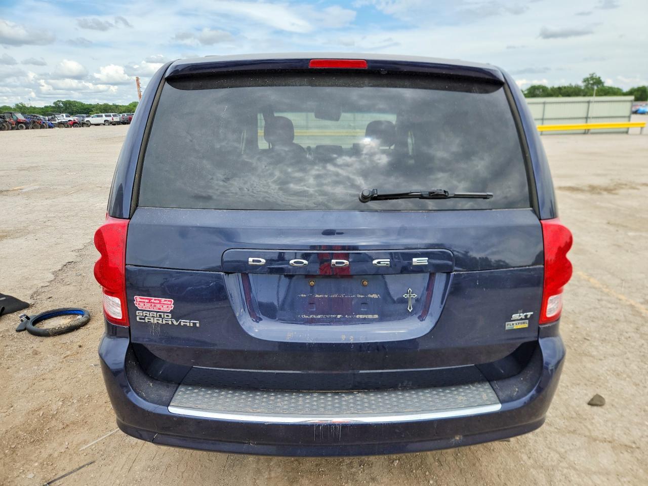 Dodge Caravan Sxt