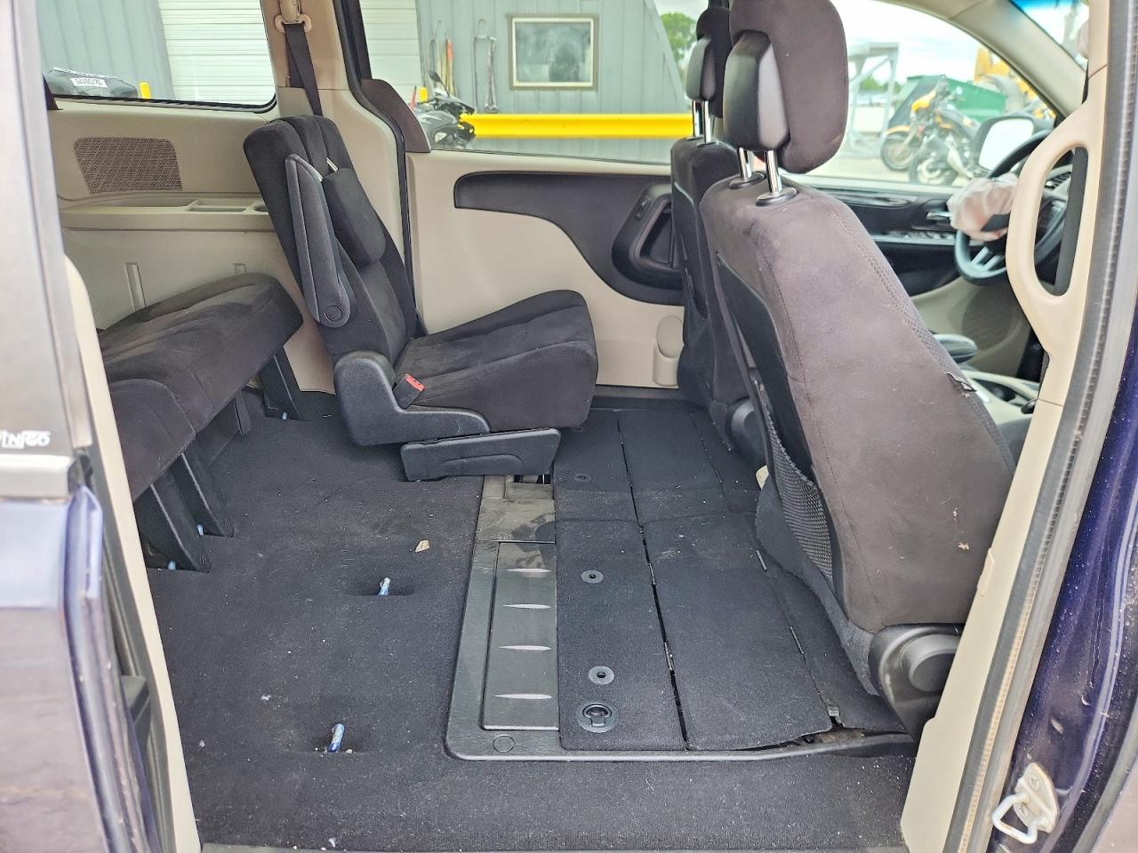 Dodge Caravan Sxt