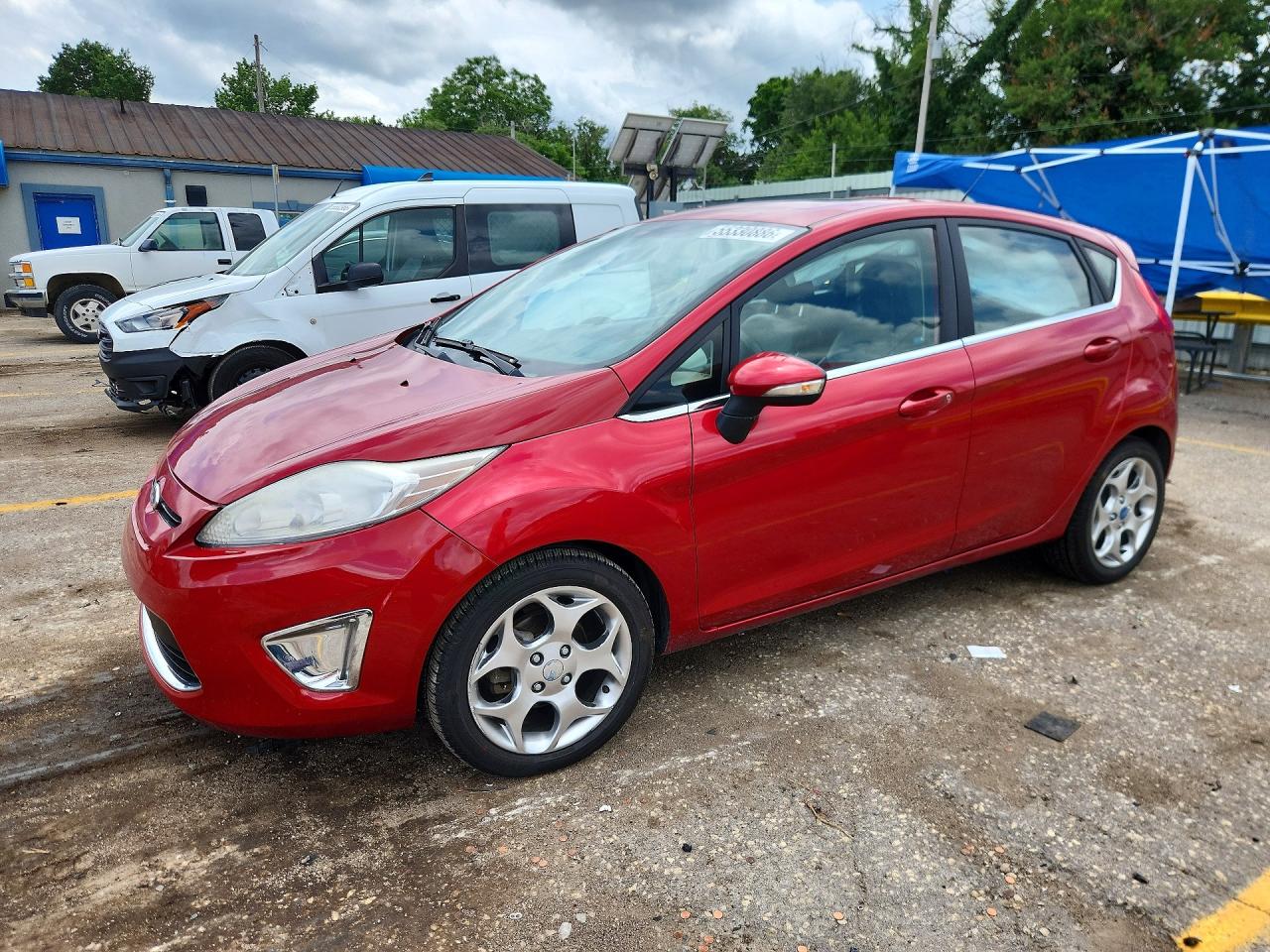 Salvage Ford Fiesta Image