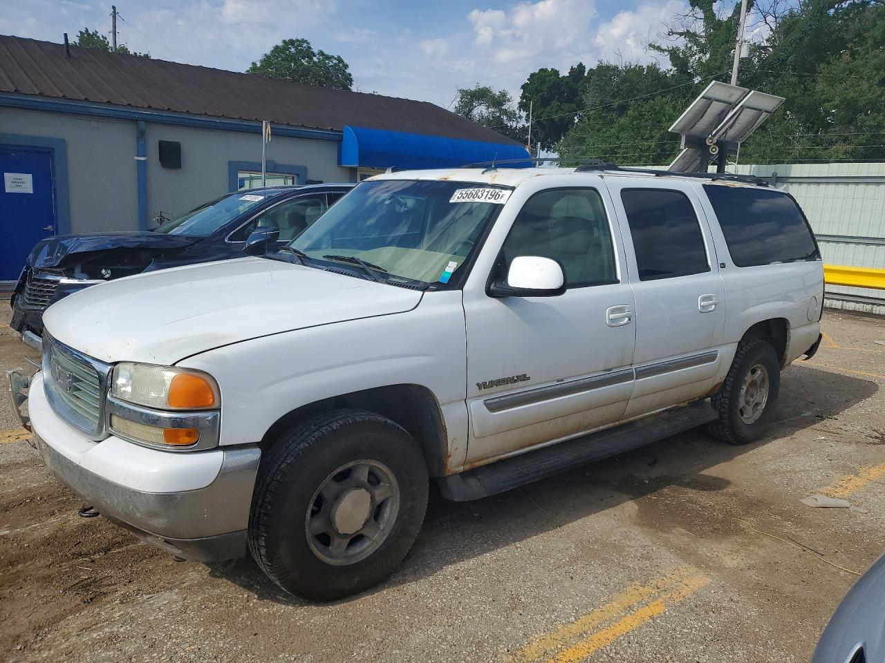 Salvage GMC Yukon Image