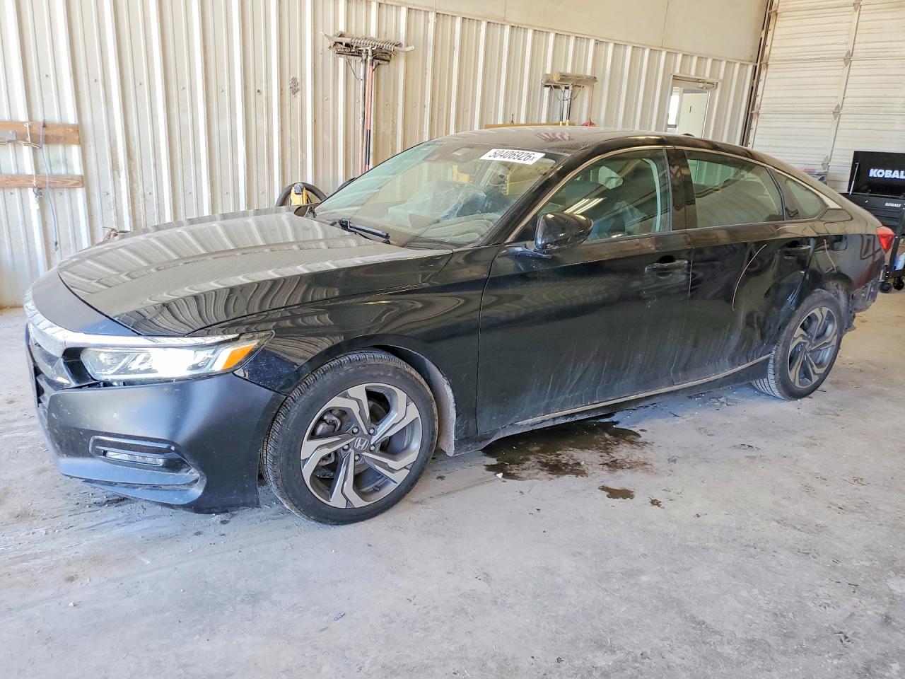 Salvage Honda Accord Image