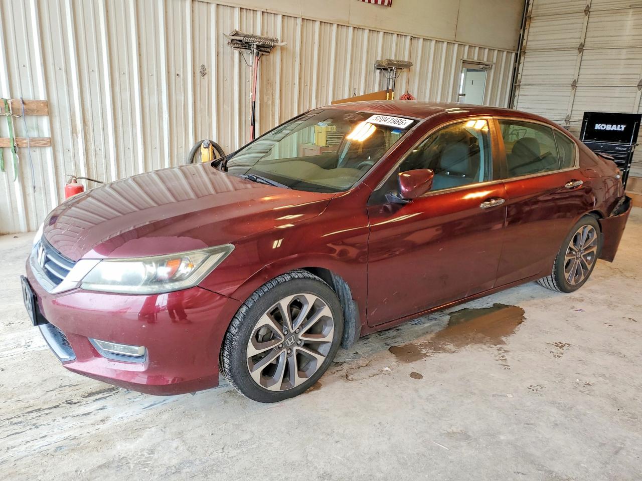 Salvage Honda Accord Image