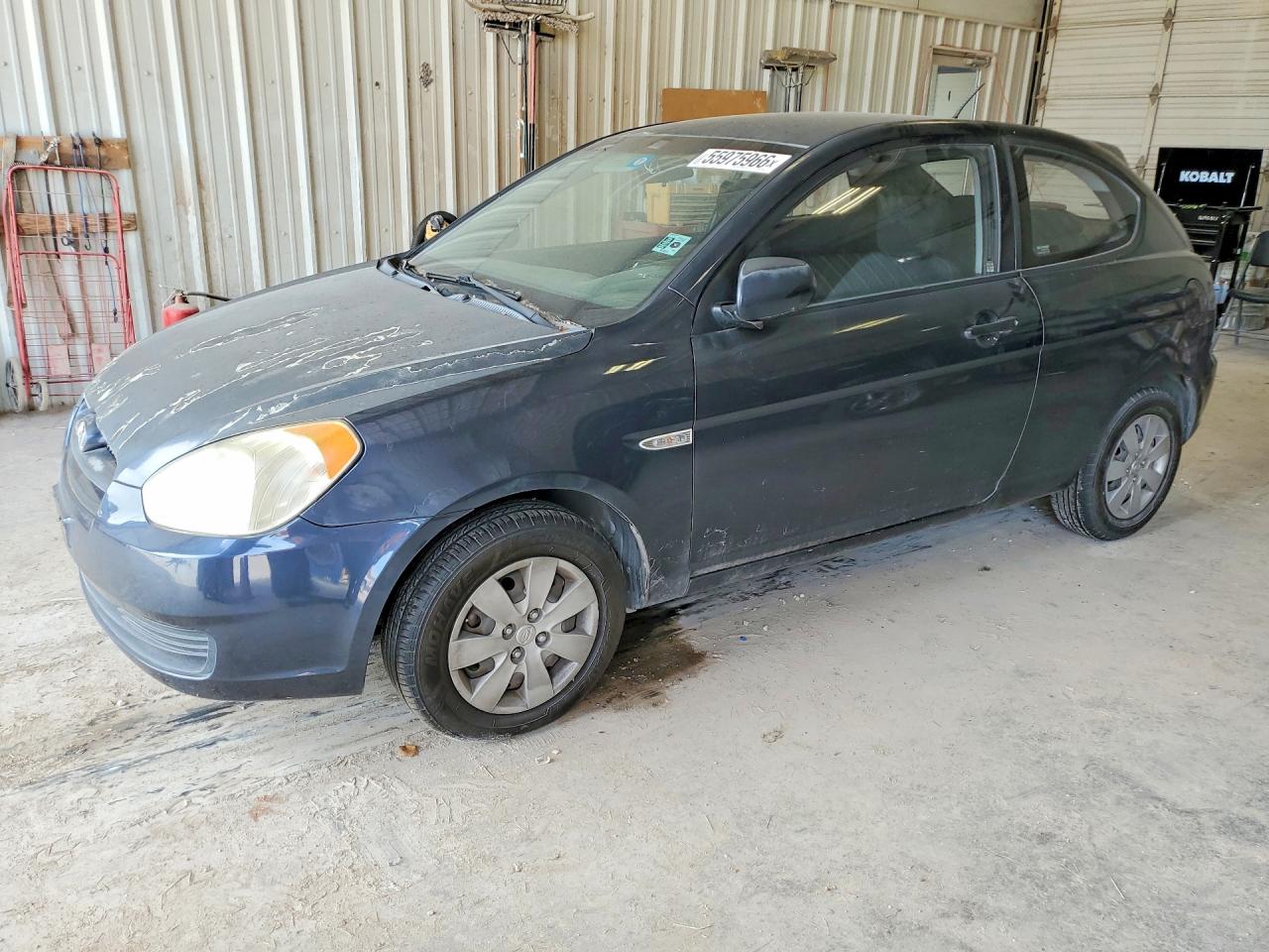 Salvage Hyundai ACCENT Image
