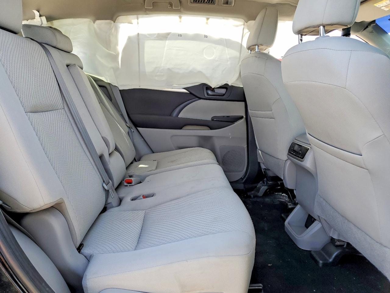 Toyota Highlander Le