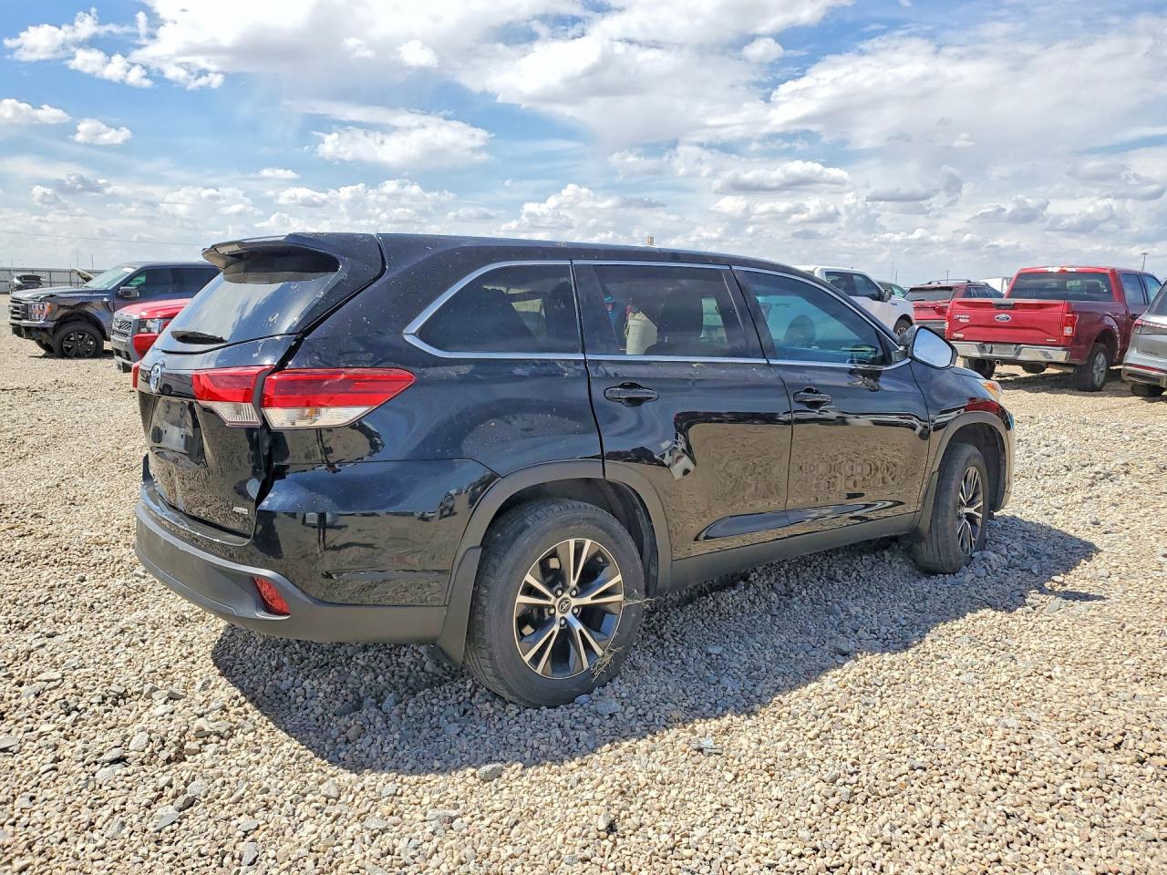 Toyota Highlander Le