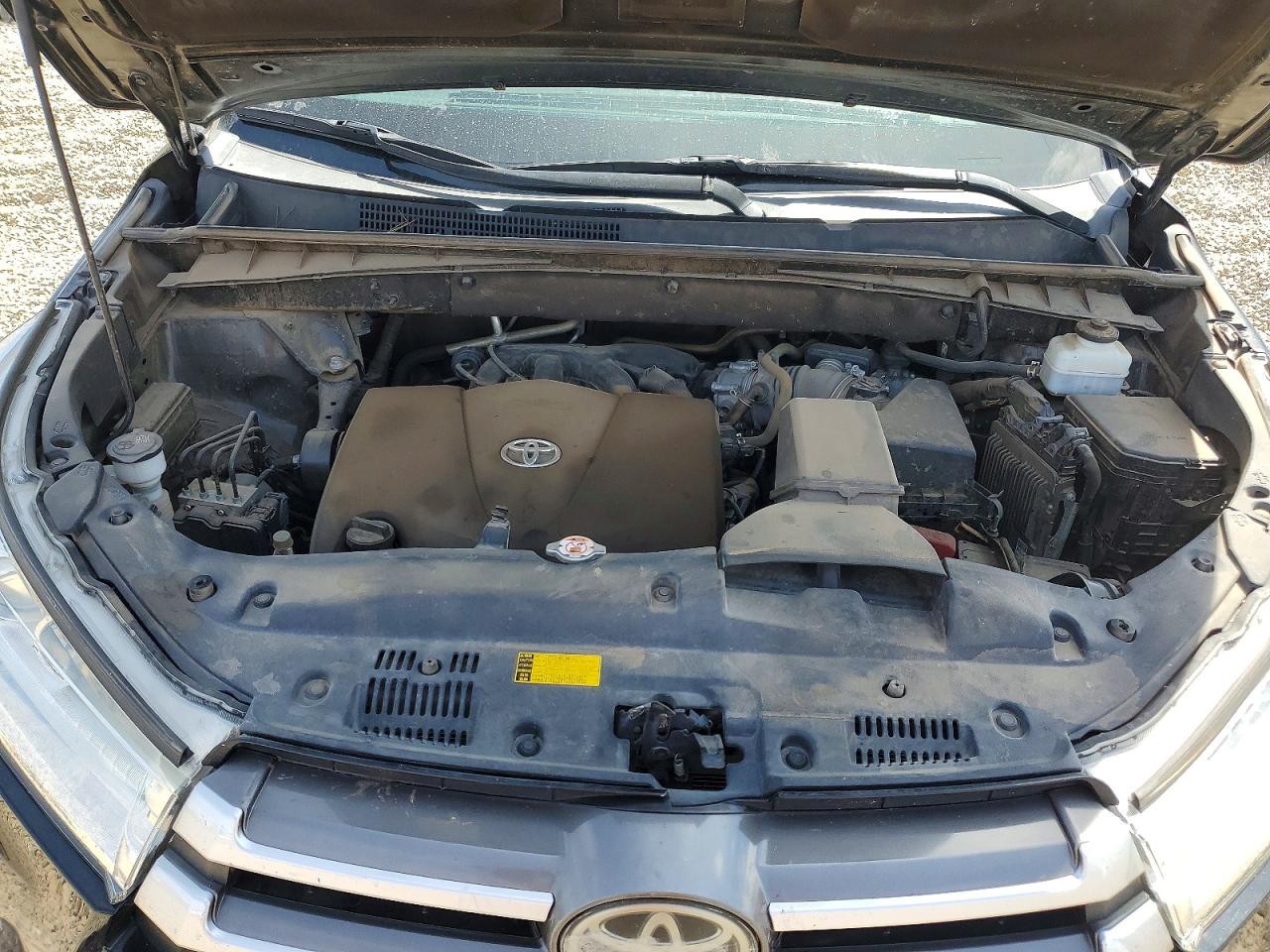 Toyota Highlander Le