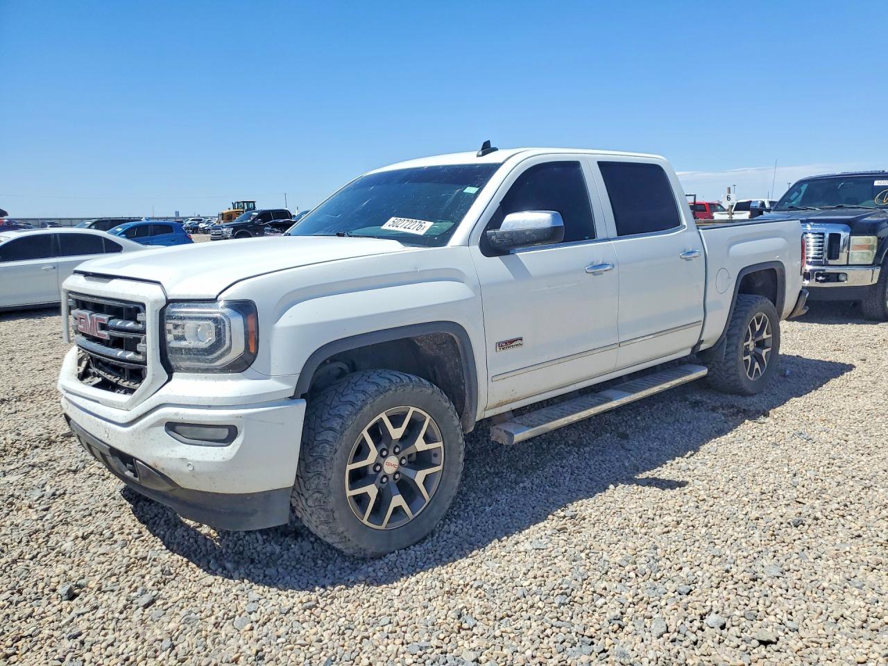 Salvage GMC Sierra Image