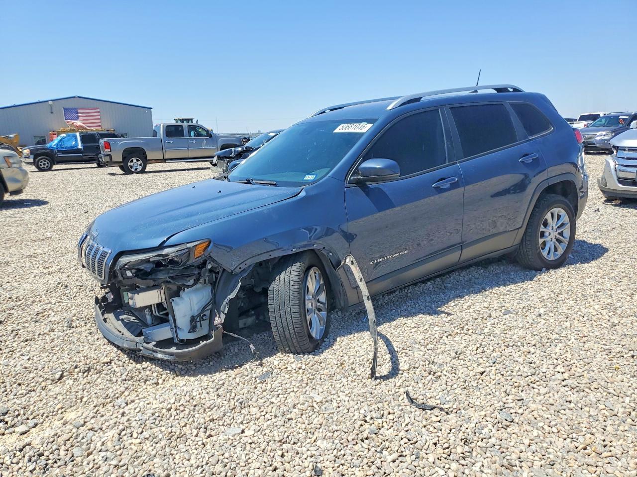 Salvage Jeep Cherokee Image