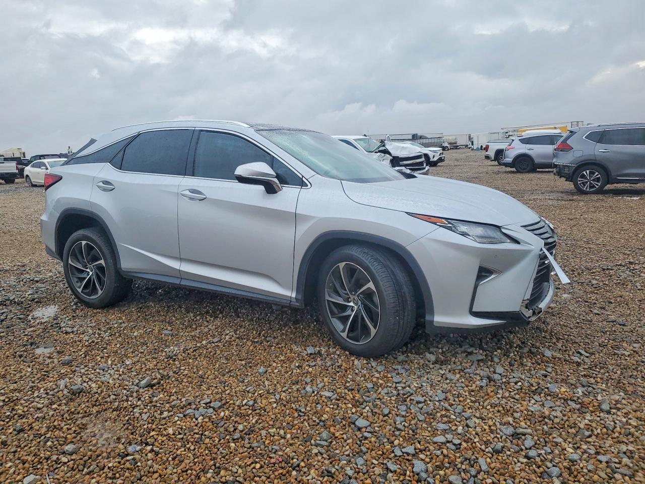 Lexus RX Base