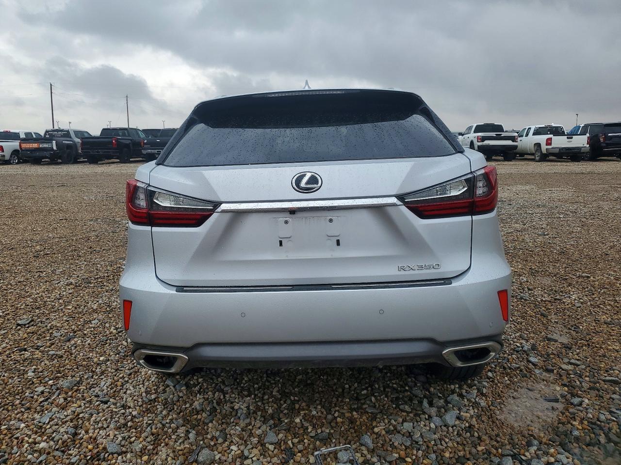 Lexus RX Base