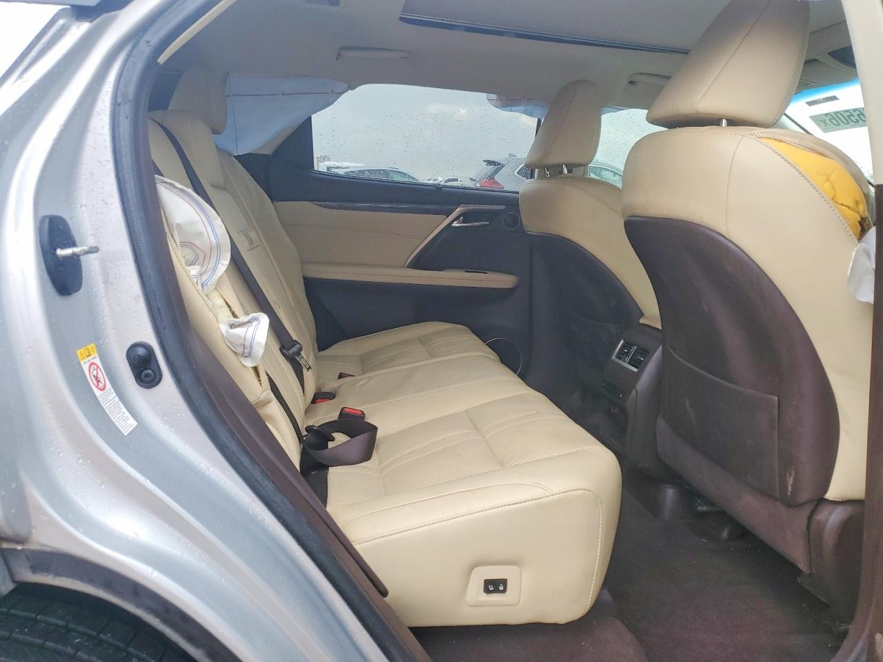 Lexus RX Base