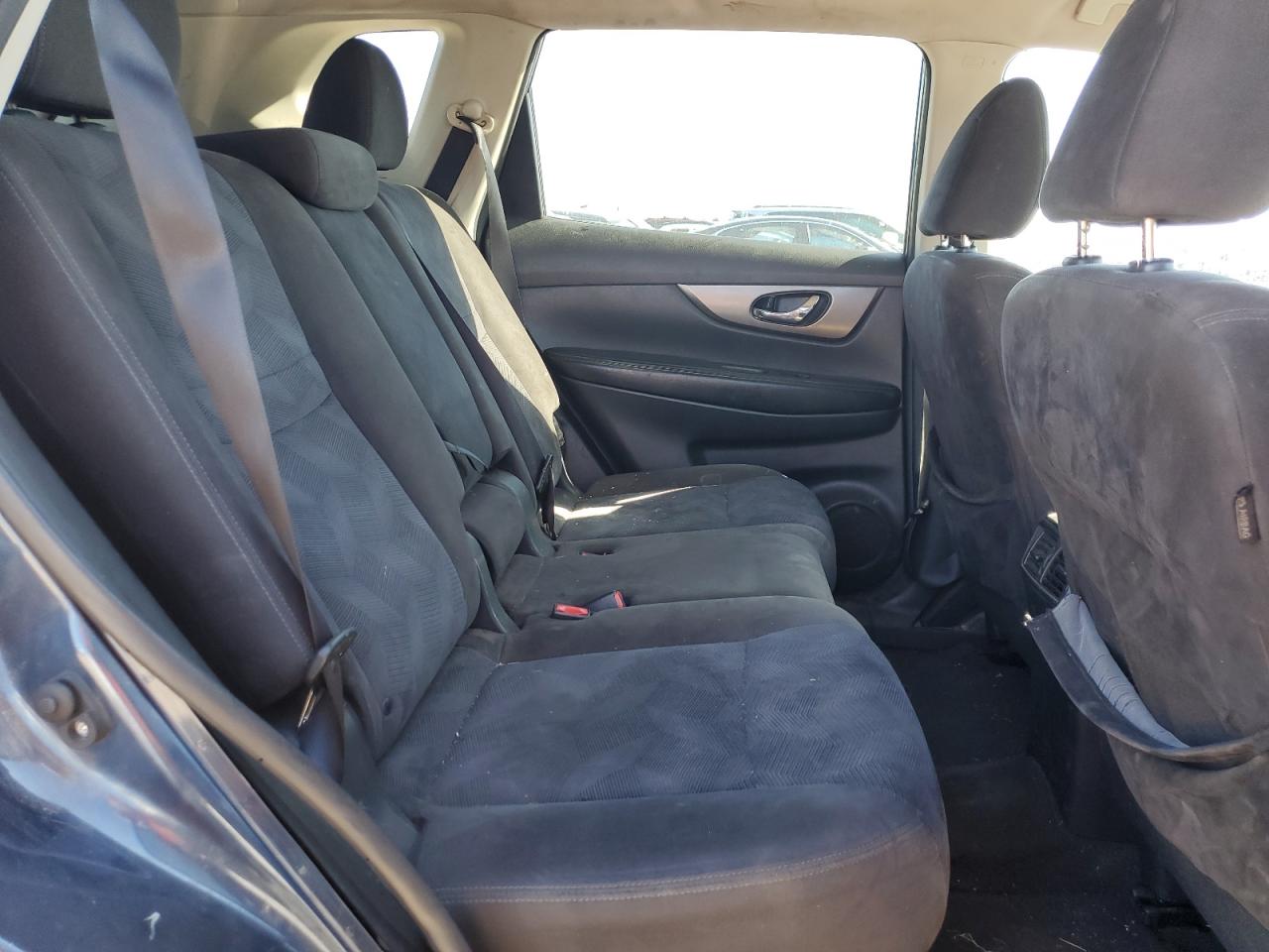Nissan Rogue S