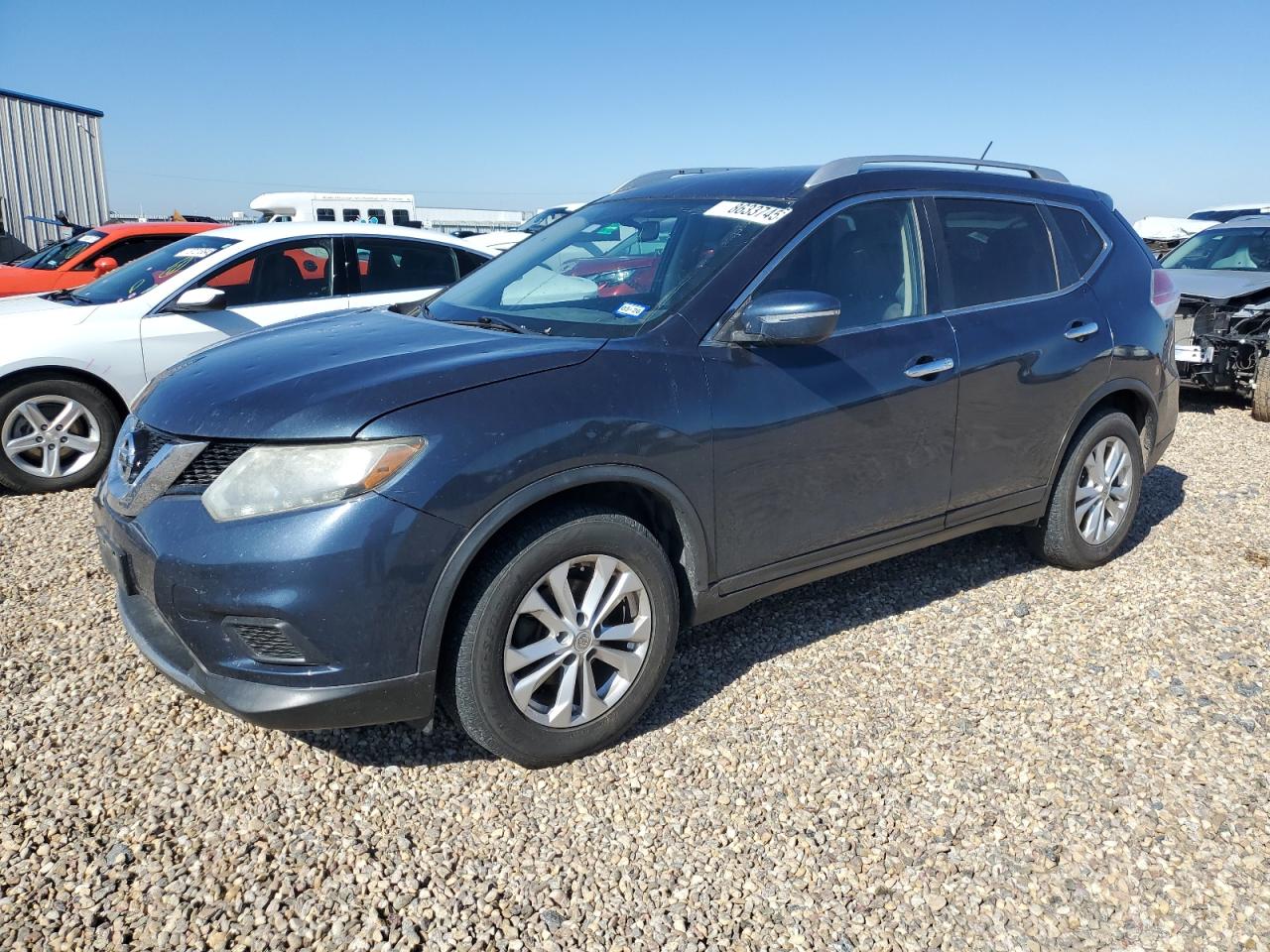 Salvage Nissan Rogue Image