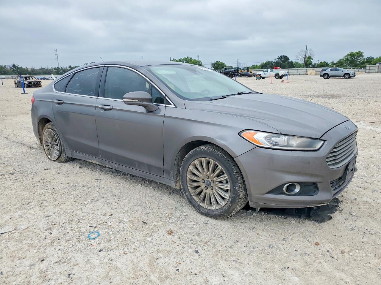 Ford Fusion Se Hybrid