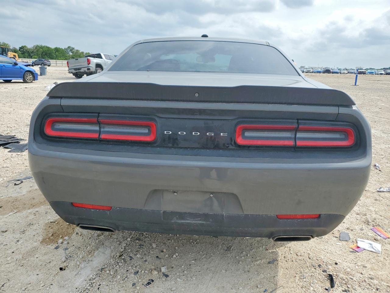 Dodge Challenger Sxt