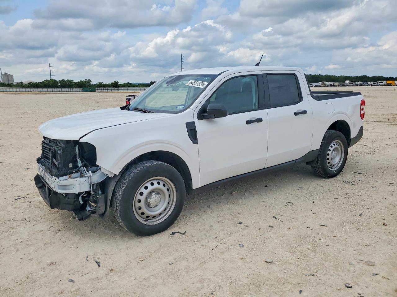 Salvage Ford Maverick Image
