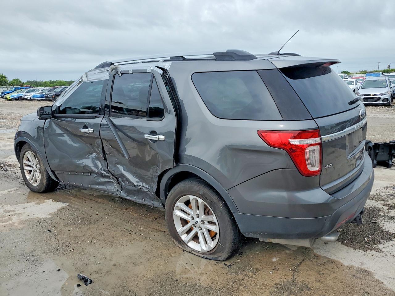 Ford Explorer Xlt