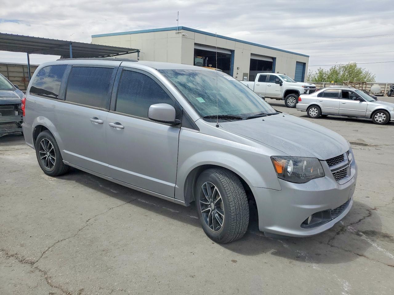 Dodge Caravan Gt