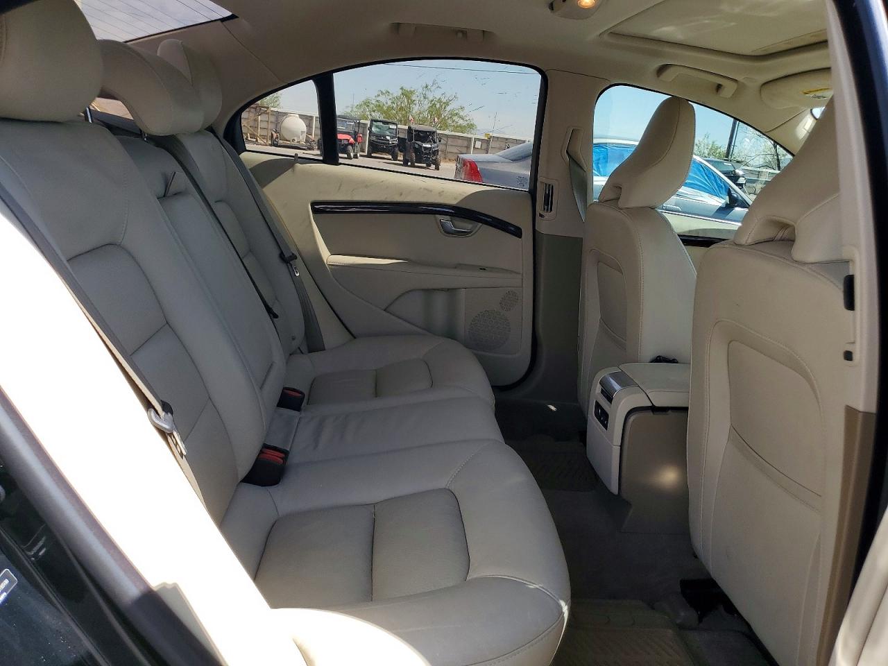Volvo S80 3.2