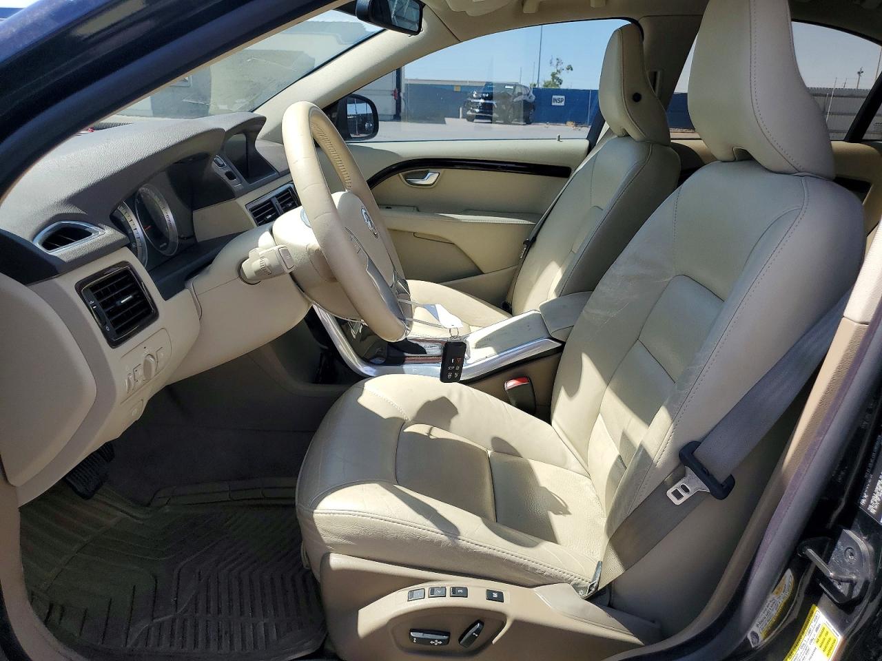 Volvo S80 3.2