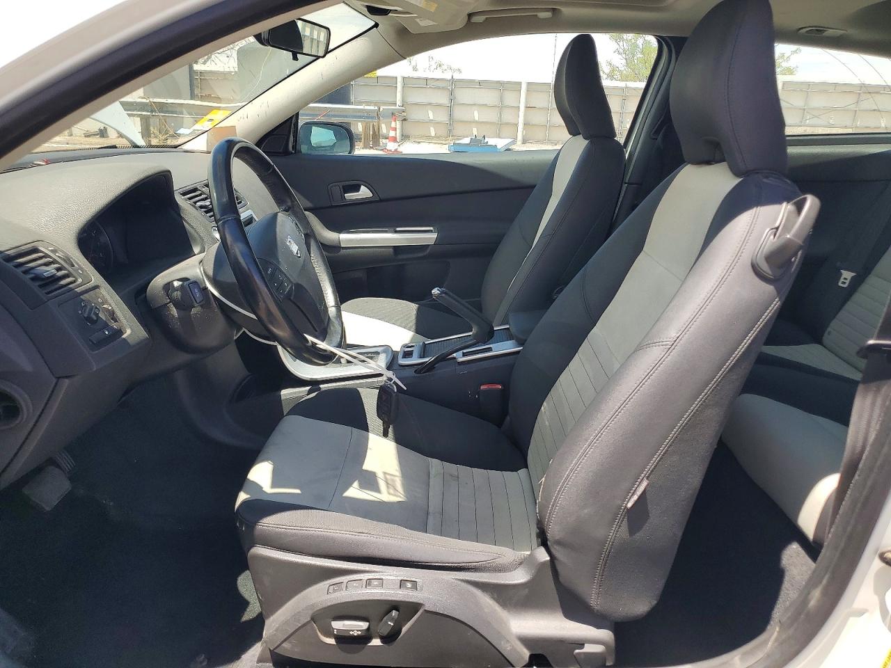 Volvo C30 T5