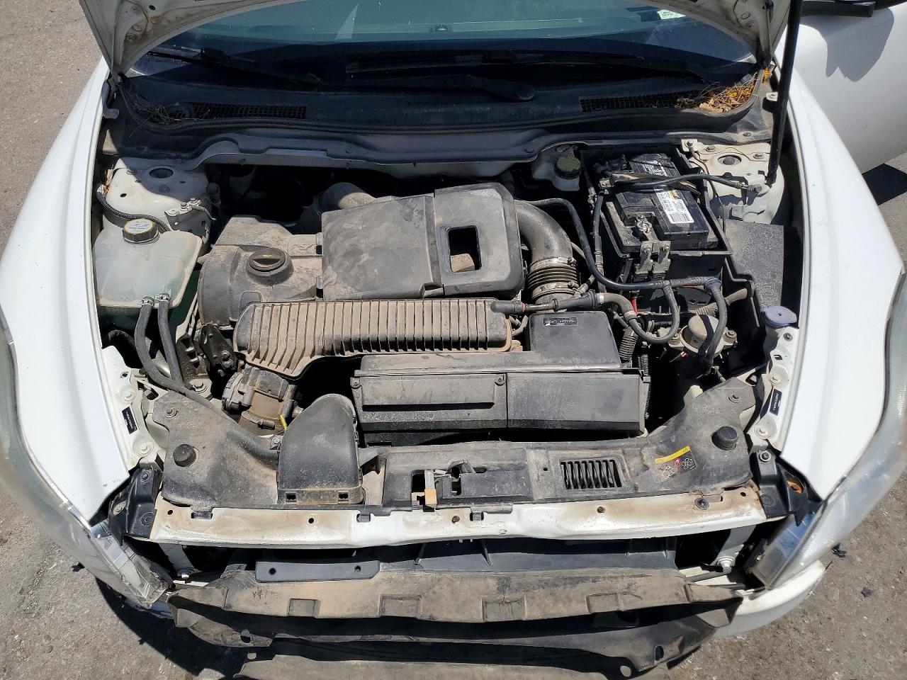 Volvo C30 T5