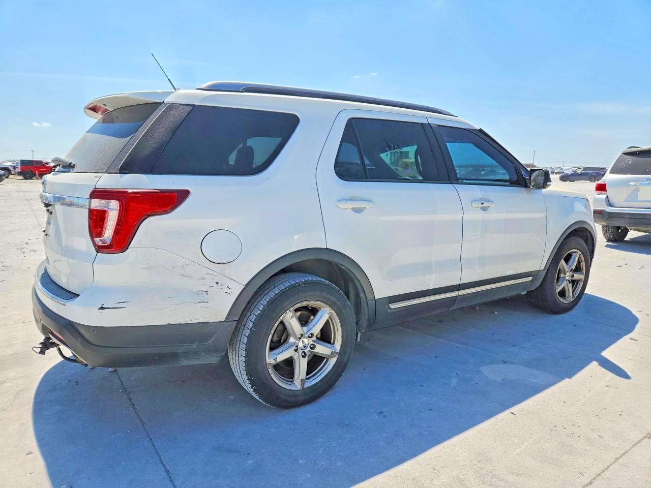 Ford Explorer Xlt