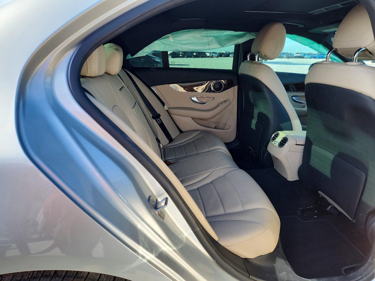 Mercedes-Benz C-Class 300