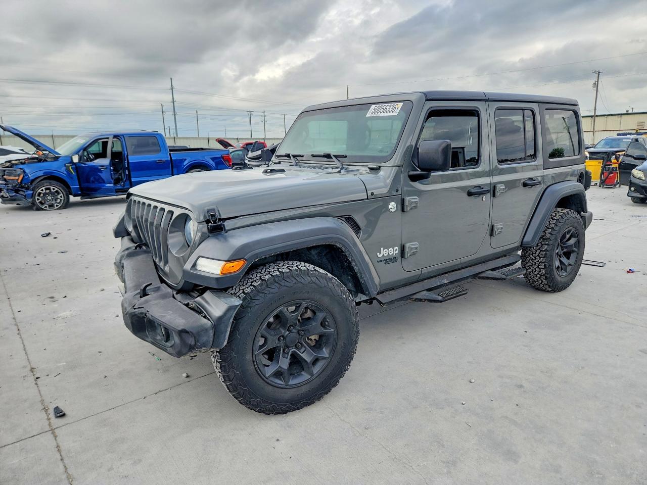 Salvage Jeep Wrangler Image