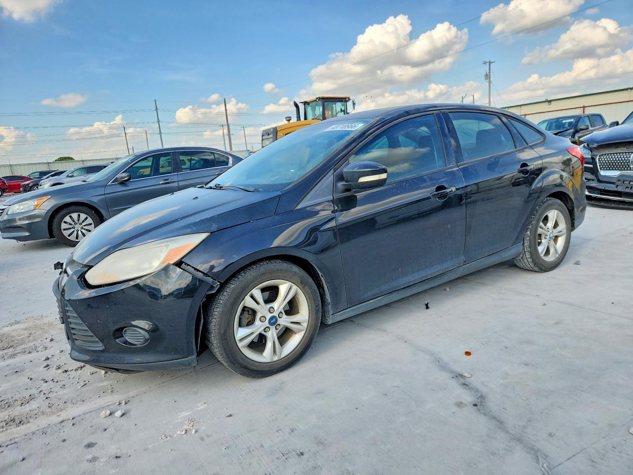 Salvage Ford Focus Image