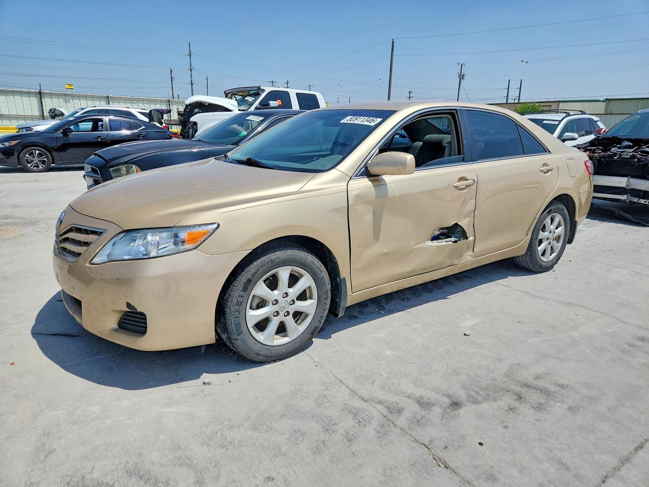 Salvage Toyota Camry Image