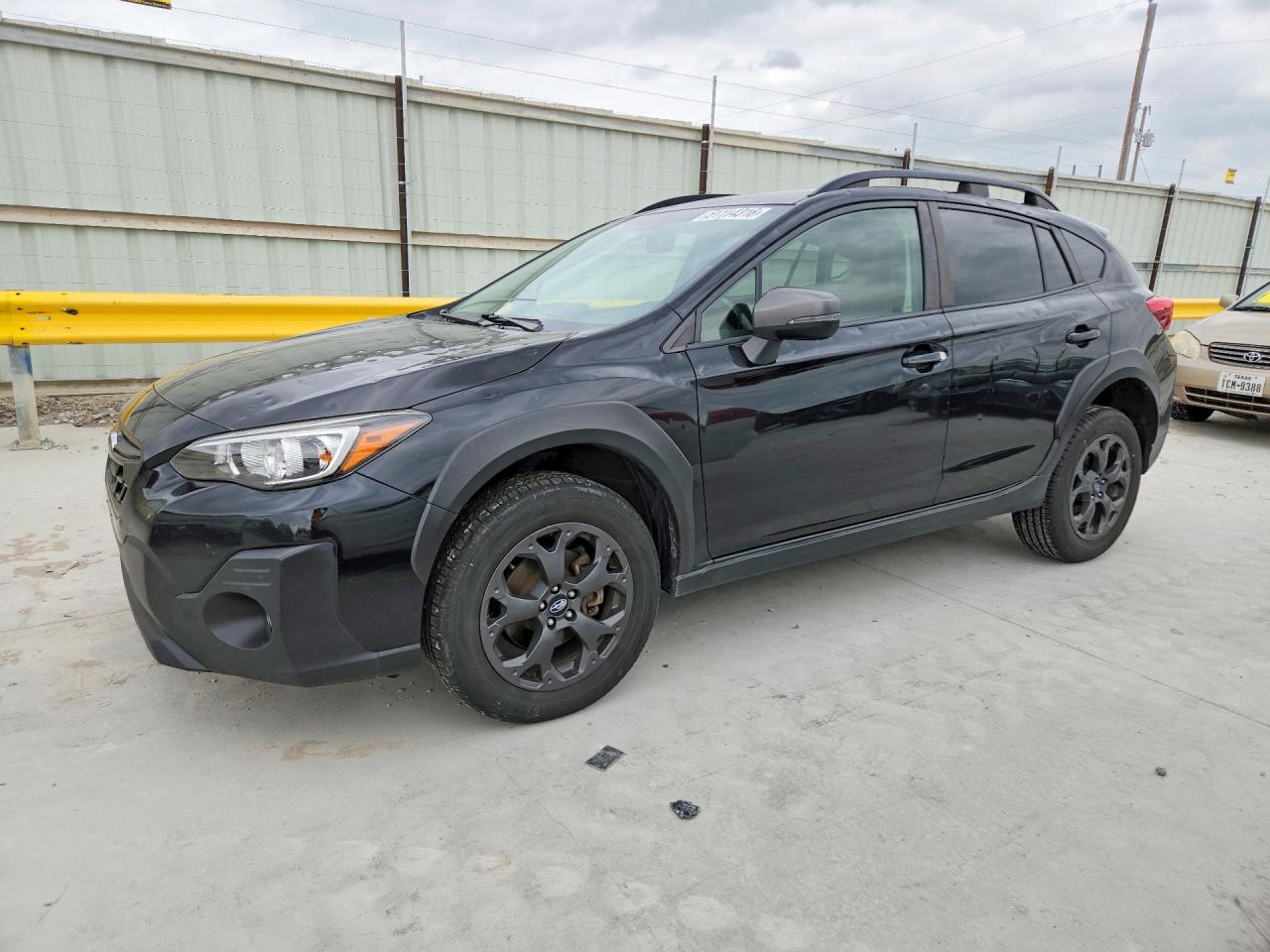 Salvage Subaru Crosstrek Image